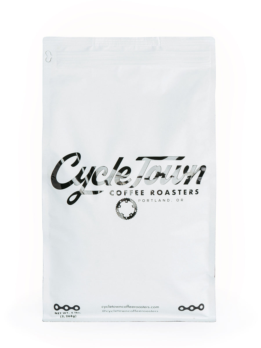 http://www.cycletowncoffeeroasters.com/cdn/shop/products/CycleTown-Front-5lb_9be582ef-bd53-4216-8535-80be584e0551_1200x1200.jpg?v=1583433773